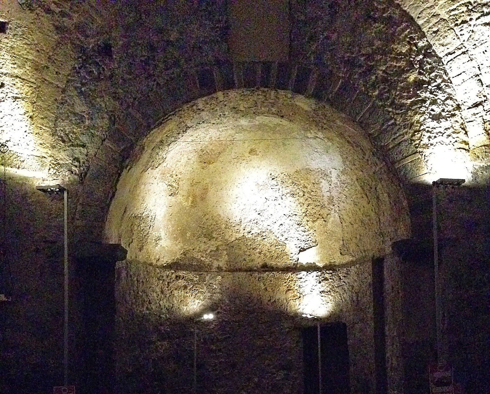 Cappella Bonajuto Byzantine chapel in Catania - 6th-century hidden gem