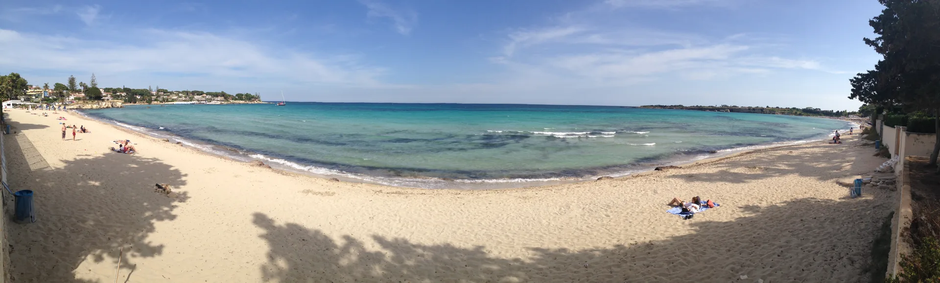 Spiaggia di Fontane Bianche a Siracusa, sabbia bianca e mare cristallino